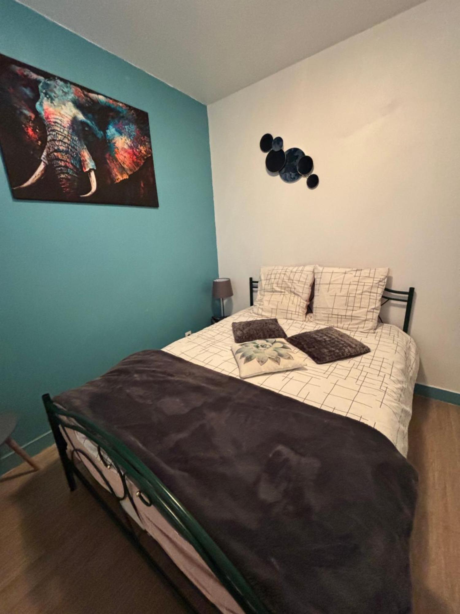Agreable Studio En Hyper Centre نيفي المظهر الخارجي الصورة